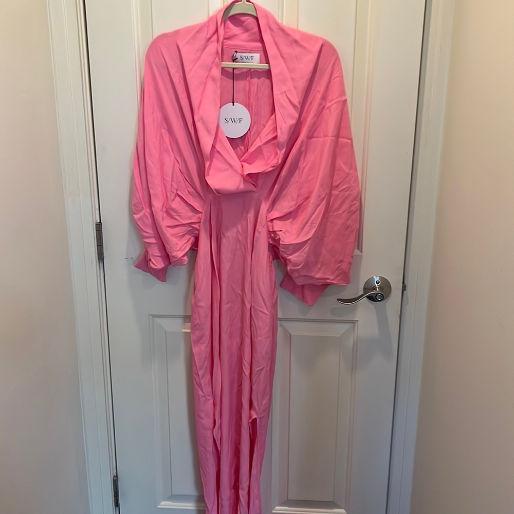 SWF pink gown - Picture 2 of 3